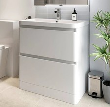 Regis forma white for sale  STOCKTON-ON-TEES