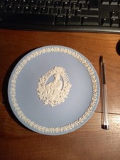 Assiette porcelaine wedgwood d'occasion  La Chapelle-sur-Erdre