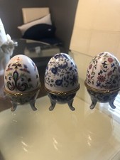 Caixas vintage de bugigangas de ovos de porcelana com pés de ouro articulados.  Precisa de colagem novamente. comprar usado  Enviando para Brazil