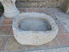 Vecchia vasca fioriera usato  Fisciano