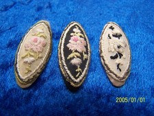 Lot boutons ovales d'occasion  Varennes-Vauzelles