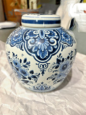 Oud delft urn for sale  Livingston