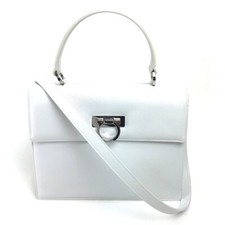 SALVATORE FERRAGAMO Gancini Shoulder Hand Bag 2way bag White Leather comprar usado SALVATORE FERRAGAMO Gancini Shoulder Hand Bag 2way bag White Leather comprar usado  Enviando para Brazil