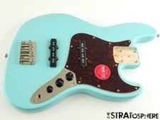 Fender Squier Classic Vibe 60s Jazz Bass, CORPO CARREGADO, 1960s Daphne Blue comprar usado  Enviando para Brazil