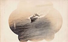 CARTÃO POSTAL FOTO REAL HOMENS EM BARCO A MOTOR EM ALTA VELOCIDADE ~ DÉCADA DE 1960 comprar usado CARTÃO POSTAL FOTO REAL HOMENS EM BARCO A MOTOR EM ALTA VELOCIDADE ~ DÉCADA DE 1960 comprar usado  Enviando para Brazil