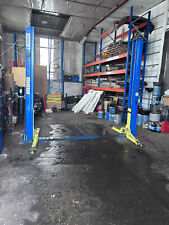 Hydraulic post lift for sale  TOWCESTER