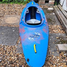 Pyranha 232 medium for sale  WARE