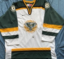 Nike team oakland for sale  Sacramento