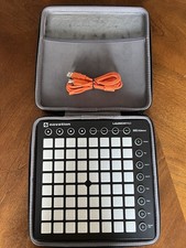 Novation Launchpad MK2 Ableton Live Controller com 64 almofadas RGB retroiluminadas + estojo! comprar usado  Enviando para Brazil