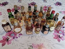 Lotto whisky miniature usato  Parabiago