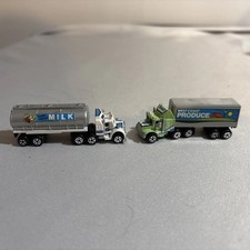 Micro Machines Semi Trucks #6 Food Service Produce And Milk Trailer comprar usado  Enviando para Brazil