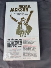 Michael Jackson The Ultimate Collection Box Set 4 CDs & 1 DVD w/ 60 Page Book, usado comprar usado Michael Jackson The Ultimate Collection Box Set 4 CDs & 1 DVD w/ 60 Page Book, usado comprar usado  Enviando para Brazil