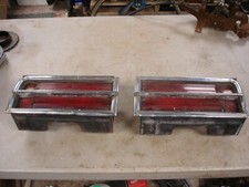 Usado, 1965 Olds 442 Cutlass F85 caixas de lanterna traseira e lentes e suportes de montagem GM FABRICANTE DE EQUIPAMENTO ORIGINAL comprar usado  Enviando para Brazil