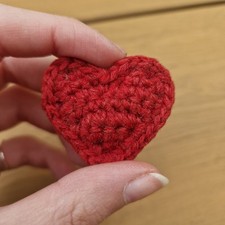 Amigurumi herz rot gebraucht kaufen  Güsten