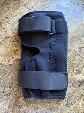 Joelheira suporte médico tamanho M linha frontal neoprene ajustável preta, usado comprar usado  Enviando para Brazil