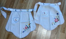 Novo Lote de Aventais Vintage de 2-branco com Design Floral das Bermudas Anos 80’, usado comprar usado Novo Lote de Aventais Vintage de 2-branco com Design Floral das Bermudas Anos 80’, usado comprar usado  Enviando para Brazil