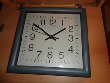Quarz wanduhr eckig gebraucht kaufen  Saarbrücken