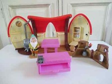 Jouet maison blanche d'occasion  Donnemarie-Dontilly