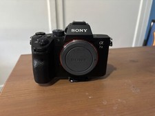 Câmera Digital Mirrorless Sony a7 III 24.2MP - Preta (ILCE7M3/B) comprar usado  Enviando para Brazil