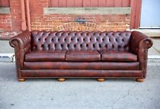 Vintage chesterfield sofa d'occasion  Expédié en Belgium