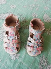 Sandales rose imprimé d'occasion  Bletterans
