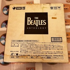 Usado, Caixa The Beatles Anthology com relógios NTSC Laserdisc RARO com relógios comprar usado  Enviando para Brazil