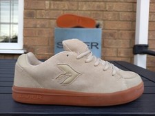 Scarpe skate savier usato  Spedire a Italy
