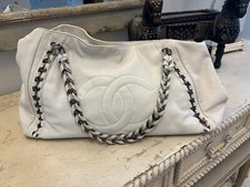 Chanel east west for sale  Bellaire