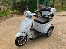 Scooter elettrico tre usato  San Cesareo