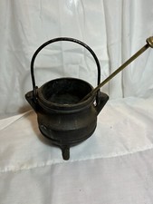 Caldeirão de ferro fundido vintage panela de borrão com varinha-pomes em forma de chaleira comprar usado  Enviando para Brazil