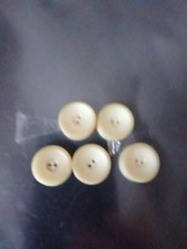 Boutons blancs d'occasion Boutons blancs d'occasion  Excideuil