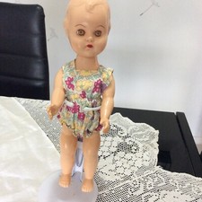 Boneca Walker VINTAGE Plastic Molded Arts Co. New York PLÁSTICO RÍGIDO 10,5" década de 1950 comprar usado  Enviando para Brazil