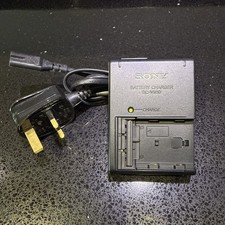 Genuine vm10 charger for sale  CONSETT