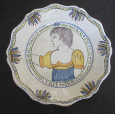 Assiette faïence décorative d'occasion  Mussidan