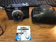 Câmera e estojo compactos Petri Color35 preto 40Mm F2.8 - Funciona. bateria nova, usado comprar usado Câmera e estojo compactos Petri Color35 preto 40Mm F2.8 - Funciona. bateria nova, usado comprar usado  Enviando para Brazil