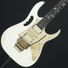 Guitare électrique ibanez d'occasion  Expédié en France