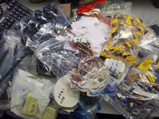 Gran lote de trabajo de varios componentes electrónicos y piezas de más de 7 kg segunda mano  Embacar hacia Mexico