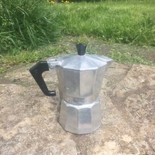 Ancienne petite cafetière d'occasion  Rioz