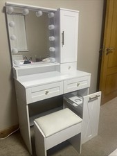 White vanity table for sale  HUDDERSFIELD