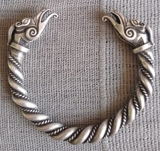 Bracelet torque vintage d'occasion  La Charité-sur-Loire