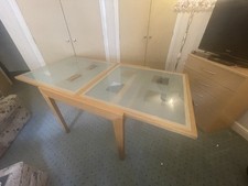 Extendable dining table for sale  STOURBRIDGE
