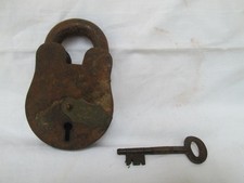 Ancien cadenas clé d'occasion  Expédié en France