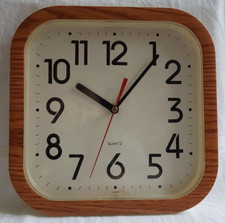 Pendule quartz marque d'occasion  La Celle-Saint-Cloud