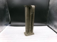 Molde antigo de castiçal de metal com seis bastões comprar usado Molde antigo de castiçal de metal com seis bastões comprar usado  Enviando para Brazil