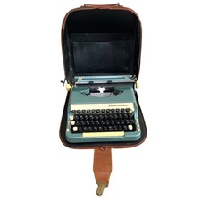 Typewriters for sale  POOLE