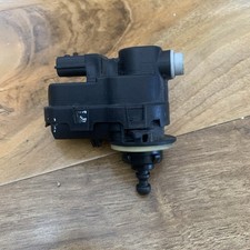 Peugeot 108 headlight for sale  ABERYSTWYTH