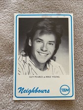 Guy pearce unsigned for sale  RUGBY