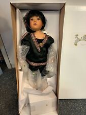 Poupée porcelaine sybille d'occasion  Expédié en France