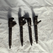 0445110300 iniettore diesel usato  Italia