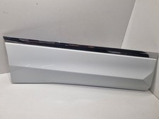 Moldura traseira direita inferior Volkswagen Tiguan Allspace Rline 2024 5NN854950C comprar usado  Enviando para Brazil